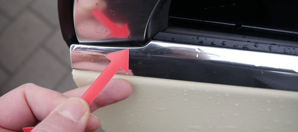 Messen und Schaden erkennen an durch Sachverständiger Kfz Gutachter Hamburg-Bramfeld