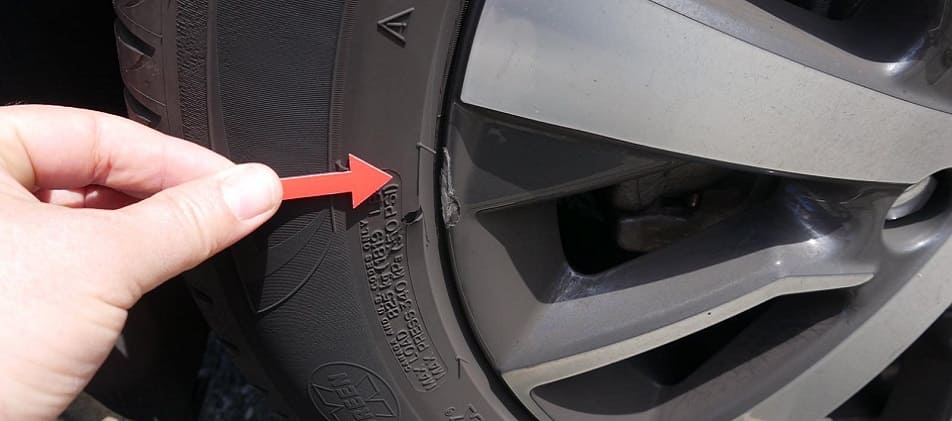 Schaden an Felge festgestellt bei Überprüfung Kfz Gutachter Hamburg-Barmbek